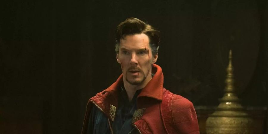 Benedict Cumberbatch spielt den mächtigen Helden Doctor Strange.