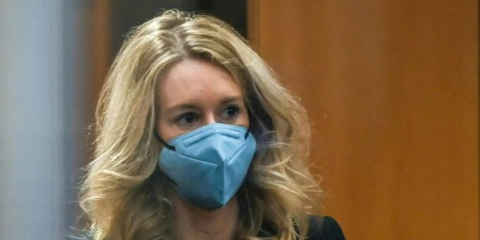 Elizabeth Holmes Elizabeth Holmes