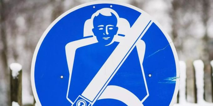 Seit 1984 ist wird das Fahren ohne Gurt mit einem Bussgeld geahndet. Foto: picture alliance / dpa Seit 1984 ist wird das Fahren ohne Gurt mit einem Bussgeld geahndet. Foto: picture alliance / dpa
