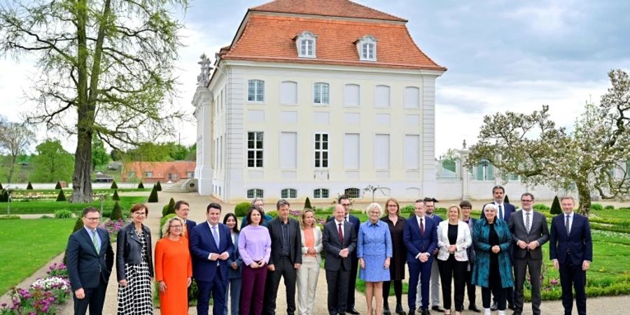Ampel-Regieurng (bei Klausur in Meseberg 2022)