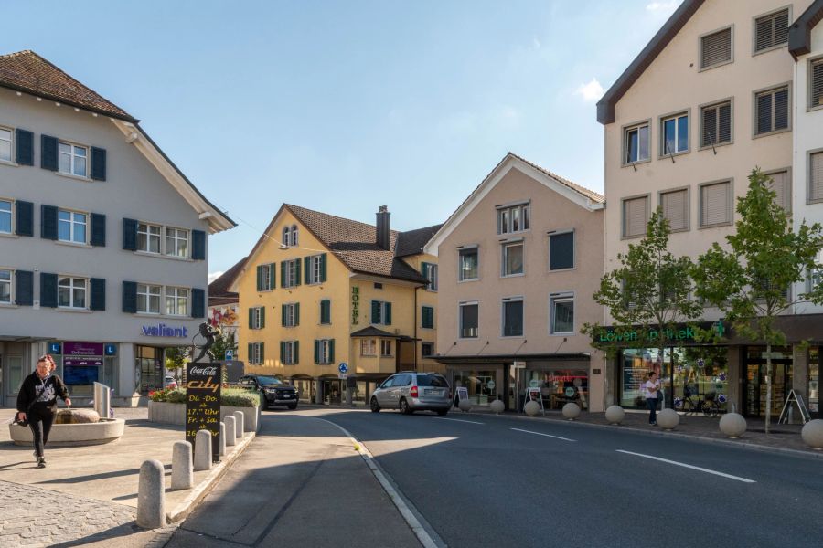 Die Hauptstrasse in Reinach (AG).