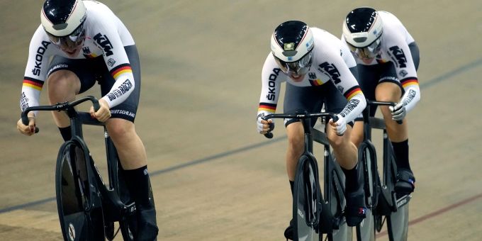 Emma Hinze, Lea Sophie Friedrich und Pauline Grabosch holten EM-Gold in der Schweiz. bahn em
