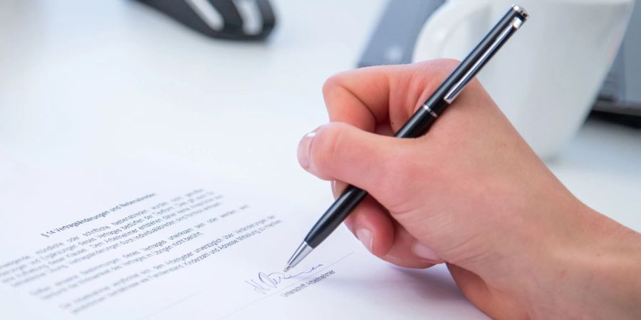 Egal ob Elternzeitvertretung oder Projektarbeit - Arbeitsverhältnisse dürfen nicht über einen bestimmten Zeitraum hinaus immer wieder befristet werden.