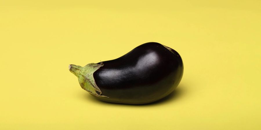 Aubergine Eierfrucht Sorte hühnereigross