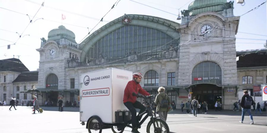 Bahnhof Basel