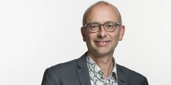 Michael Töngi, Nationalrat (Grüne/LU), hat keine Wasserleitungen, die am städtischen Netz angeschlossen sind. Er hat die Wasserknappheit direkt bemerkt. Michael Töngi Grüne Wasser