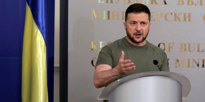 Nacht im Überblick - Selenskyj wirbt bei Reise um Hilfe für Ukraine