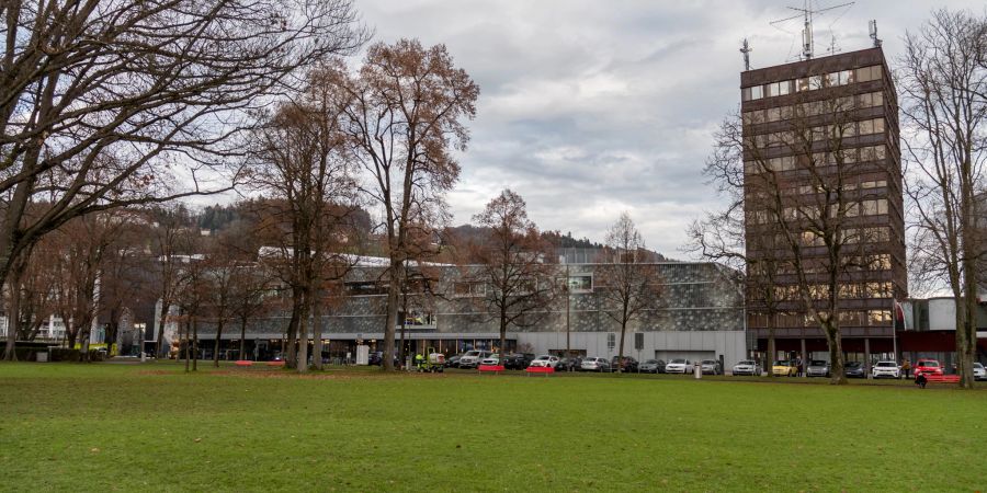 Die Lido Wiese vor dem Verkehrshaus in der Stadt Luzern.