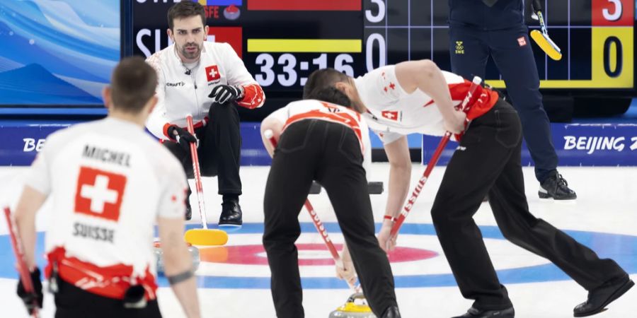 Curling Peter De Cruz