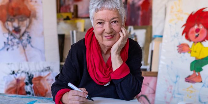 Die Illustratorin Barbara von Johnson wird 80. Die aus München stammende Künstlerin hat dem Kobold Pumuckl, der seit Jahrzenten Kinder begeistert, sein einzigartiges Aussehen verliehen. Foto: Lennart Preiss/dpa - ACHTUNG: Nur zur redaktionellen Verwendung im Zusammenhang mit einer Berichterstattung über die Arbeit von Barbara von Johnson Die Illustratorin Barbara von Johnson wird 80. Die aus München stammende Künstlerin hat dem Kobold Pumuckl, der seit Jahrzenten Kinder begeistert, sein einzigartiges Aussehen verliehen. Foto: Lennart Preiss/dpa - ACHTUNG: Nur zur redaktionellen Verwendung im Zusammenhang mit einer Berichterstattung über die Arbeit von Barbara von Johnson