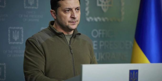 Der ukrainische Präsident Wolodymyr Selenskyj hält eine Rede an die Nation. Foto: Uncredited/Ukrainian Presidential Press Office/AP/dpa selenskyj