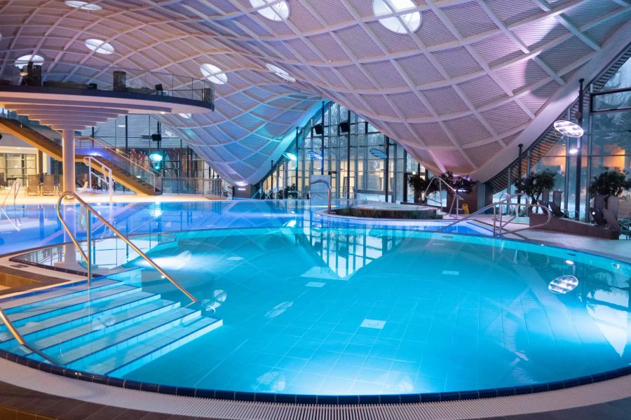 Therme Bad Innenansicht