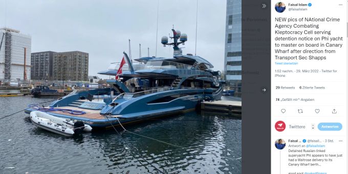 «Phi» ist die erste Superjacht, die in britischen Gewässern in Ketten gelegt wurde. Yacht