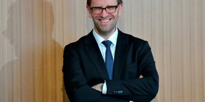 Klaus Müller soll neuer vzbv-Chef werden Klaus Müller soll neuer vzbv-Chef werden