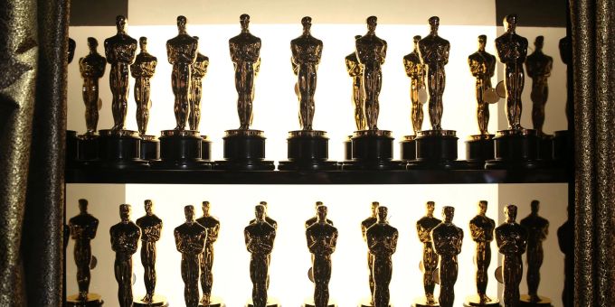 And The Oscar Goes To... And The Oscar Goes To...