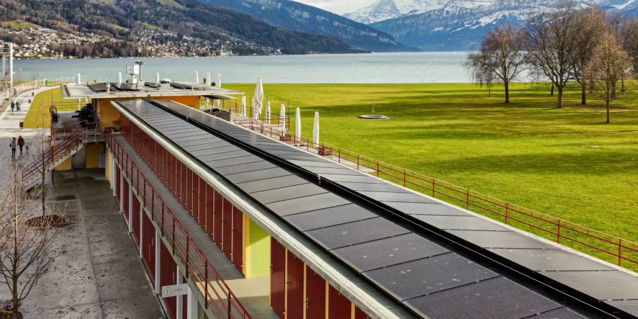 Solarpannels Strandbad Thun