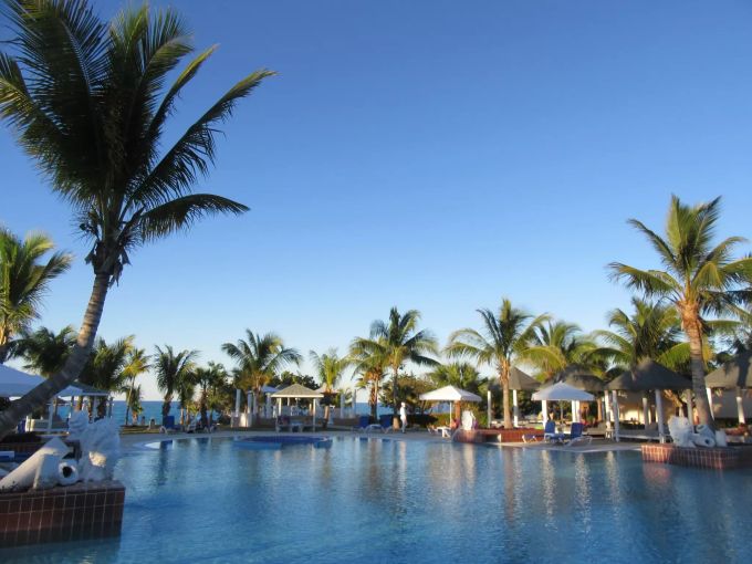 Entspannen im Hotel: Varadero bietet ein breites Angebot für jedes Budget. Meer Palmen Bucht Carpas