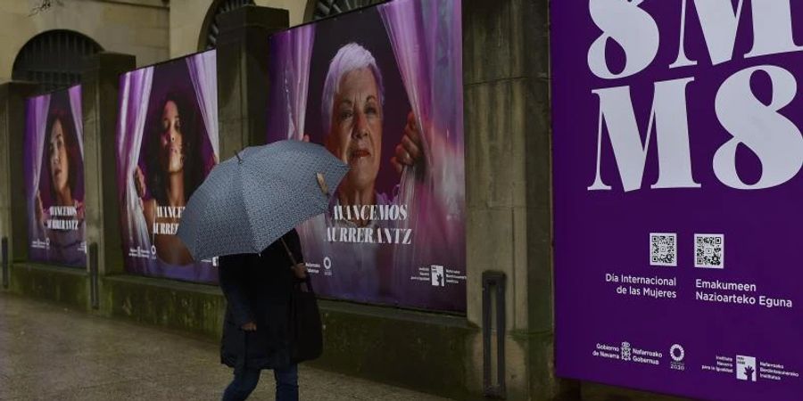 Die EU-Kommission hat am Internationalen Frauentag ein Gesetz vorgeschlagen, das die Bekämpfung von Gewalt gegen Frauen erstmals EU-weit regeln soll. Foto: Alvaro Barrientos/AP/dpa