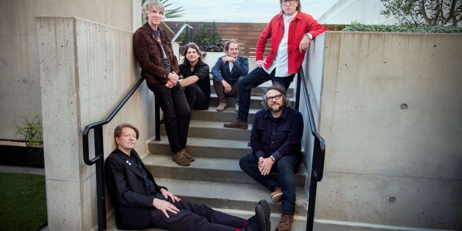 Wilco melden sich mit «Cruel Country» virtuos zurück.