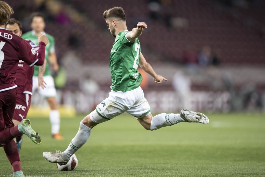 Betim Fazliji trifft für den FC St.Gallen herrlich zum 1:0.