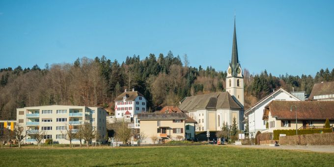 Blick auf die Gemeinde Zell (LU). Blick auf die Gemeinde Zell (LU).