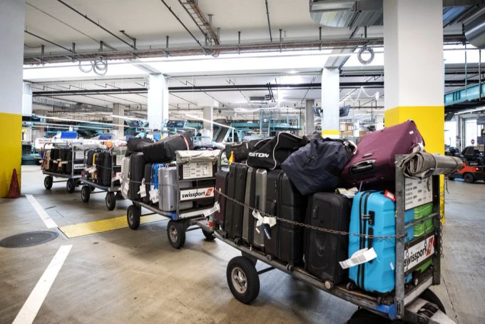 Nicht alle Passagiere landen zusammen mit ihrem Gepäck am Flughafen Zürich. Flughafen / Gepäck