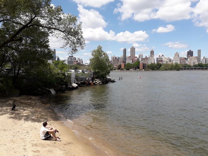 Skyline shore beach panorama