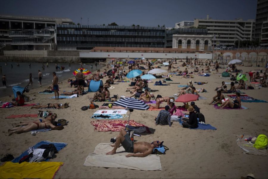 Der Strand in Marseille in Südfrankreich war am Wochenende rappelvoll.