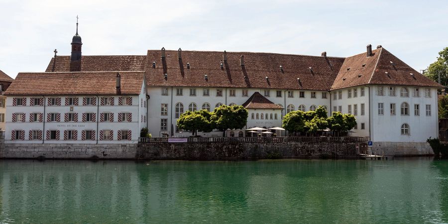 Das Alte Spital und das Hotel an der Aare in Solothurn.