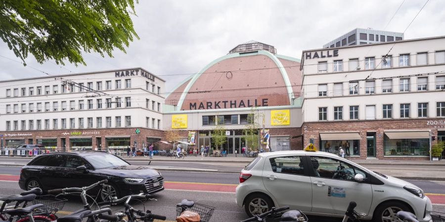 Die Markthalle in Basel wurde 1929 errichtet und wurde bis 2004 für den Marktbetrieb genutzt. Typisch ist der Kuppelbau, eine Weiterentwicklung der Kuppelkonstruktion der Leipziger Grossmarkthalle.