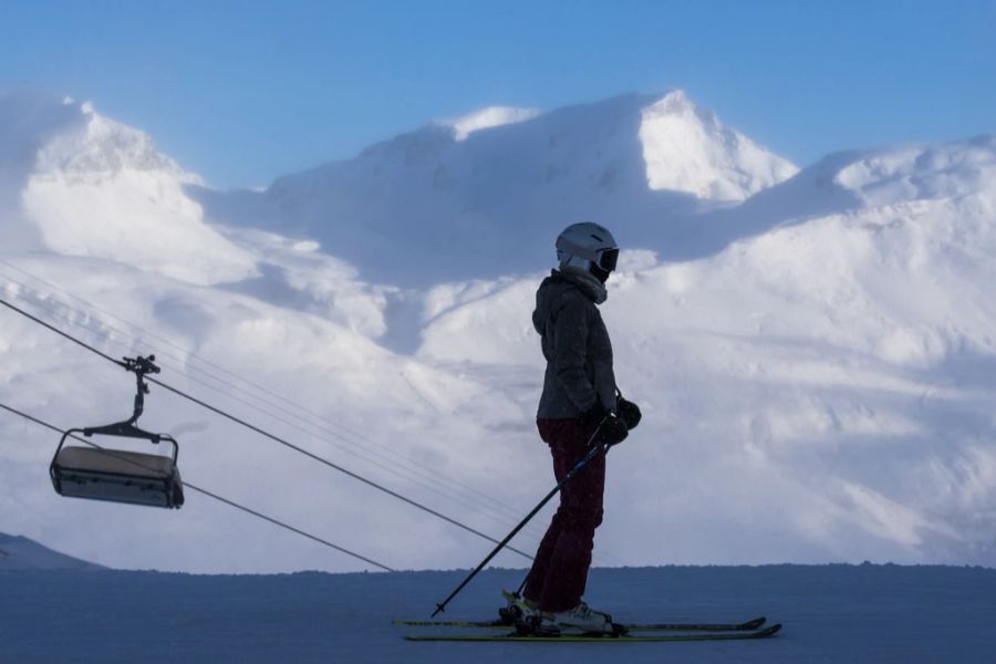 Ein Skifahrer in Flims-Laax.