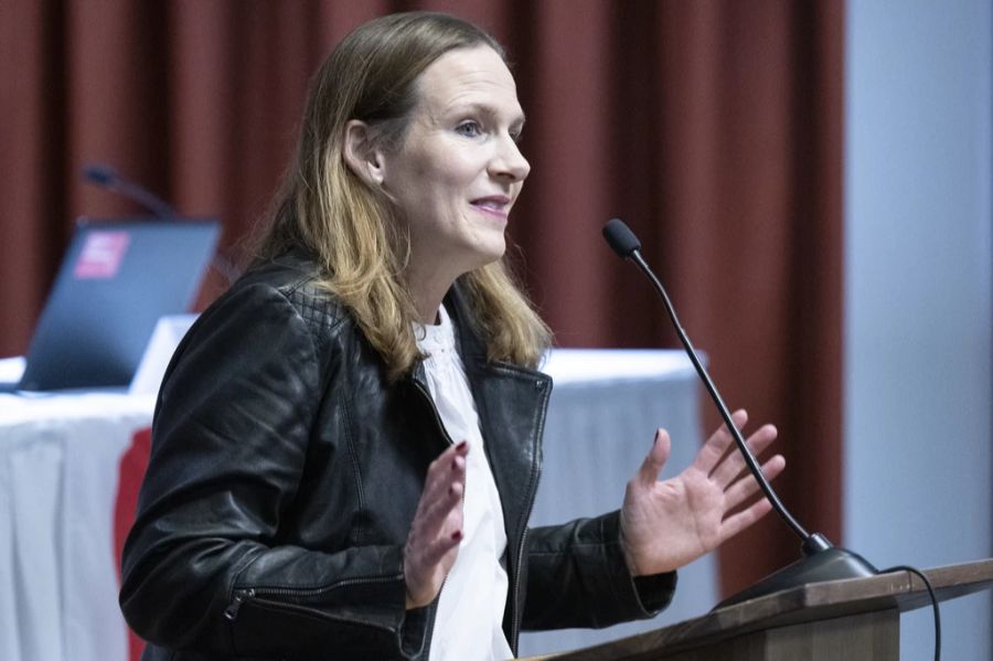 Evi Allemann aus Bern steht auch für eine Bundesratskandidatur zur Verfügung. Sie ist die aktuelle Jusitzministerin des Kantons.