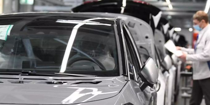 Zwickau/Wolfsburg - VW baut in Zwickau weiteres reines E-Modell