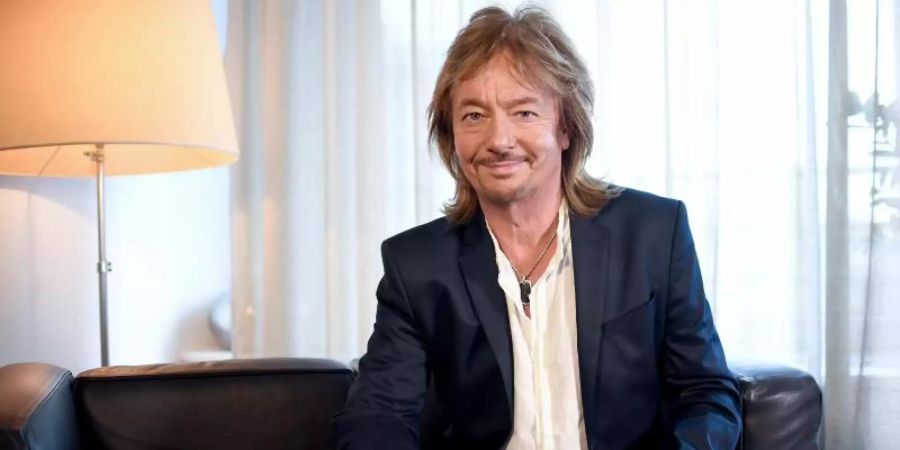 Der britische Singer-Songwriter Chris Norman will mit 70 wieder auf Tour gehen. Foto: Britta Pedersen/dpa-Zentralbild/ZB