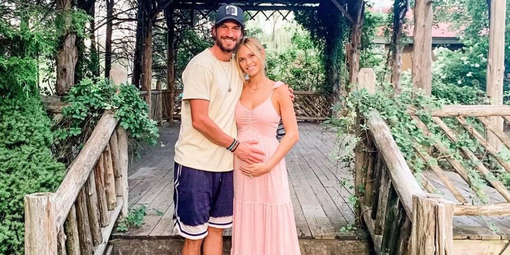 Who is Ellie Ottaway? All about NHL star Roman Josi's wife 