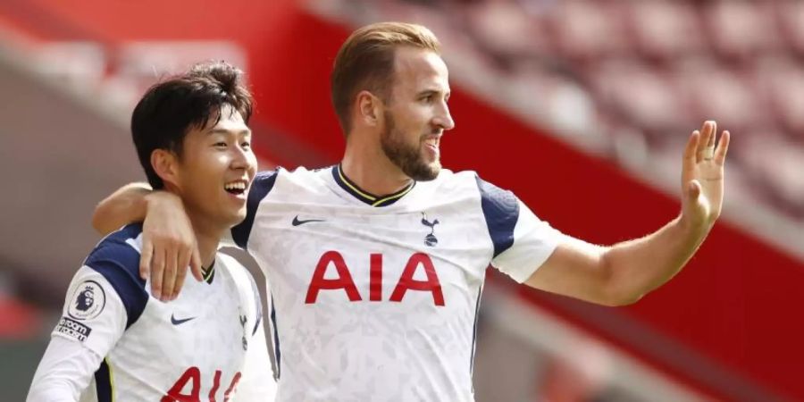 Treffsicheres Tottenham-Duo: Heung-Min Son (l) und Harry Kane. Foto: Andrew Boyers/Pool Reuters/AP/dpa
