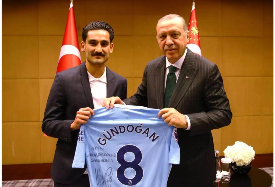 Präsident Erdogan mit Ilkay Gündogan.