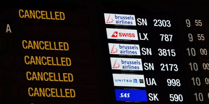 Wegen eines Streiks musste die Fluggesellschaft Brussels Airlines am Montag mehrere Flüge streichen. Wegen eines Streiks musste die Fluggesellschaft Brussels Airlines am Montag mehrere Flüge streichen.