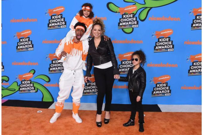 Mariah Carey hat mit ihrem Ex-Mann Nick Cannon sechs Jahre alte Zwillinge. Mariah Carey hat mit ihrem Ex-Mann Nick Cannon sechs Jahre alte Zwillinge.