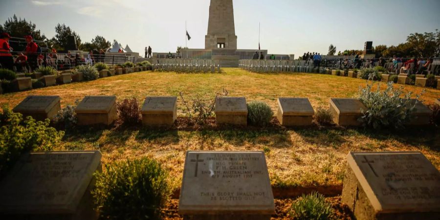 Bei der Schlacht von Gallipoli während dem ersten Weltkrieg starben rund 130'000 Personen.