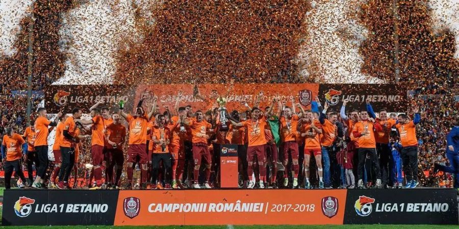 CFR Cluj krönt sich zum rumänischen Champion.