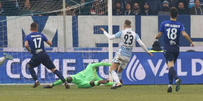 In der Bundesliga war er gescheitert, in der Serie A ist Ciro Immobile zurzeit nicht zu stoppen. In der Bundesliga war er gescheitert, in der Serie A ist Ciro Immobile zurzeit nicht zu stoppen.