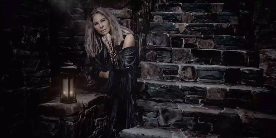 Die Sängerin Barbara Streisand posiert für den Dreh ihres Musikvideos zu «Don't Lie to Me».