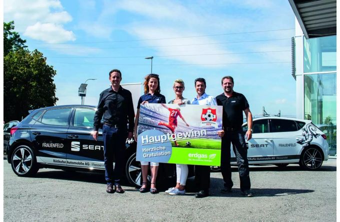 Michael Suter, Regionalleiter SEAT, Ulrike Schmied, Technische Betriebe Kreuzlingen, Stephanie Cahans, Michael Frick, Technische Betriebe Weinfelden AG und Stefan Marchesi, Betriebsleiter des Fahrzeugsponsors SEAT - zvg Gemeinde Kreuzlingen Michael Suter, Regionalleiter SEAT, Ulrike Schmied, Technische Betriebe Kreuzlingen, Stephanie Cahans, Michael Frick, Technische Betriebe Weinfelden AG und Stefan Marchesi, Betriebsleiter des Fahrzeugsponsors SEAT - zvg Gemeinde Kreuzlingen
