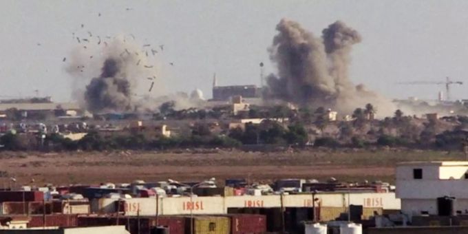 Tripolis - Erneute Kämpfe um Luftwaffenstützpunkt in Libyen