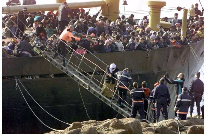 Viele Flüchtlinge nehmen die gefährliche Reise nach Europa auf sich. Viele Flüchtlinge nehmen die gefährliche Reise nach Europa auf sich.