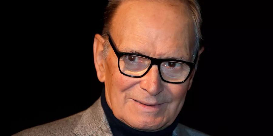 Komponist Ennio Morricone bei einem Fotoshooting in Berlin.