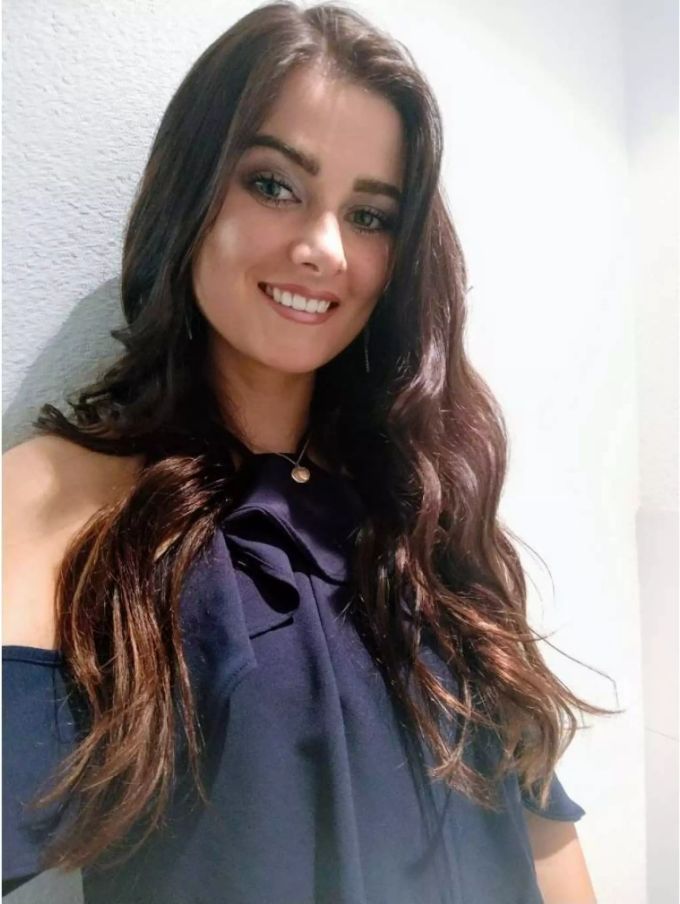 Janina Marisa (23, SO): Marketing-Mitarbeiterin, reist und fotografiert