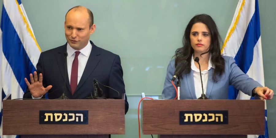 Naftali Bennett und Ajelet Schaked