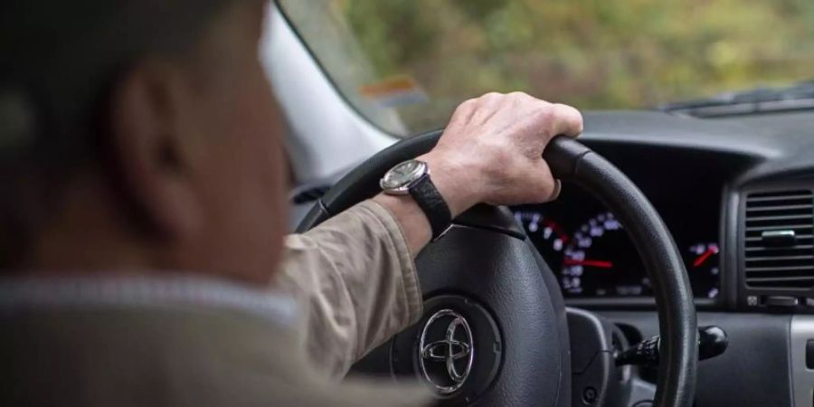 Fahrsicherheitstraining für Senioren. Verkehrsminister Scheuer lehnt verpflichtende Tests für alte Autofahrer ab. Foto: Wolfram Kastl